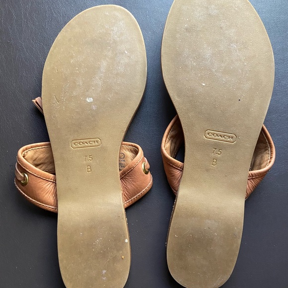 Coach “Sheena” leather tassel sandals - Picture 7 of 8